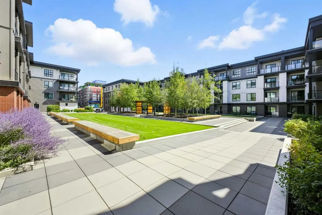 4275 Norford Avenue NW, #419
