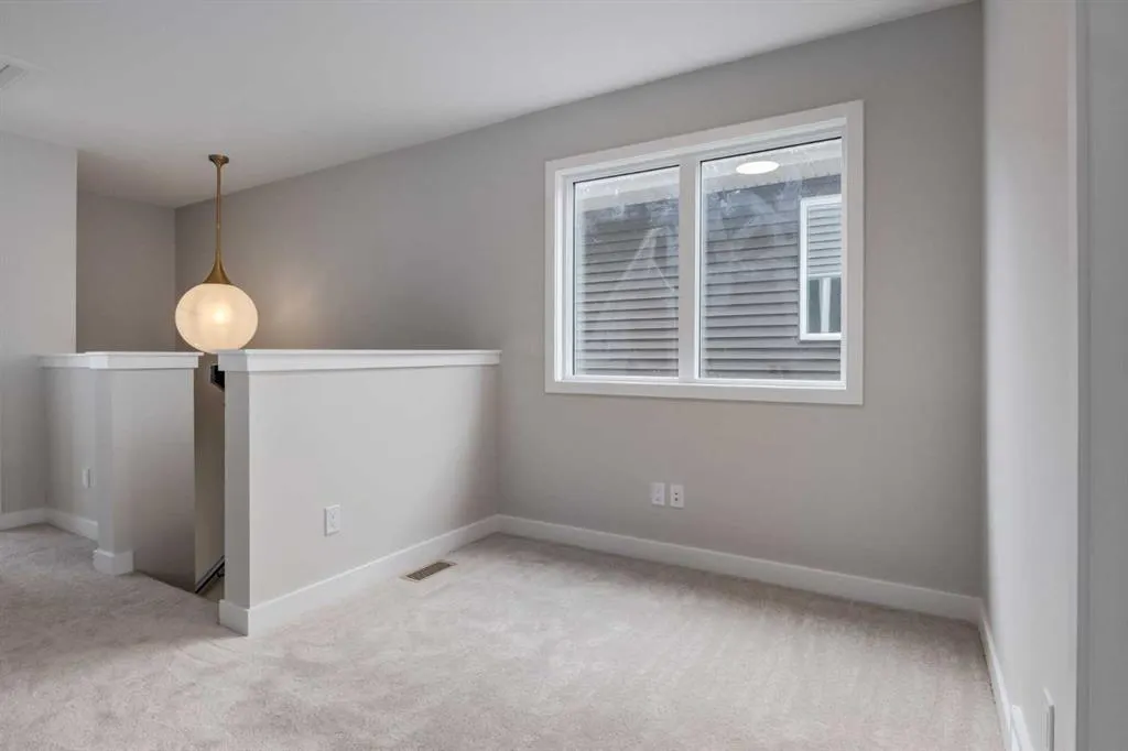 261 Cobblestone Gate
