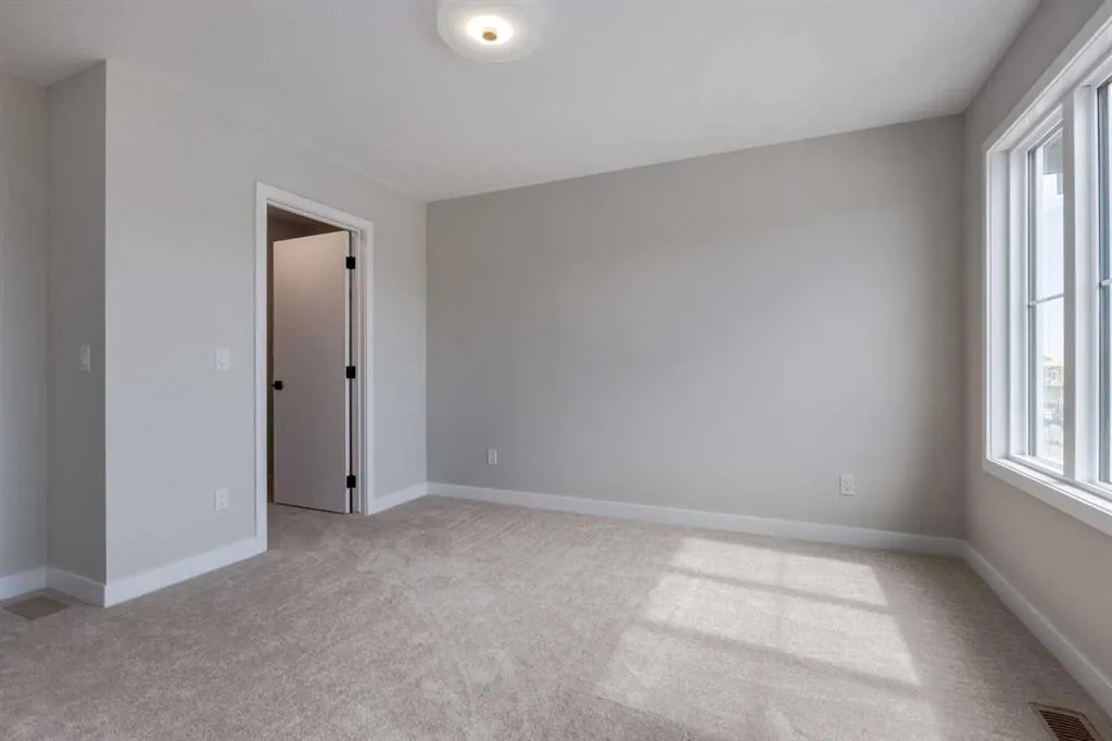 261 Cobblestone Gate
