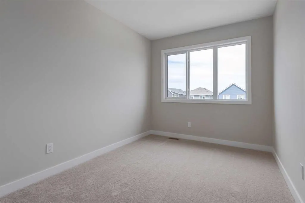 261 Cobblestone Gate