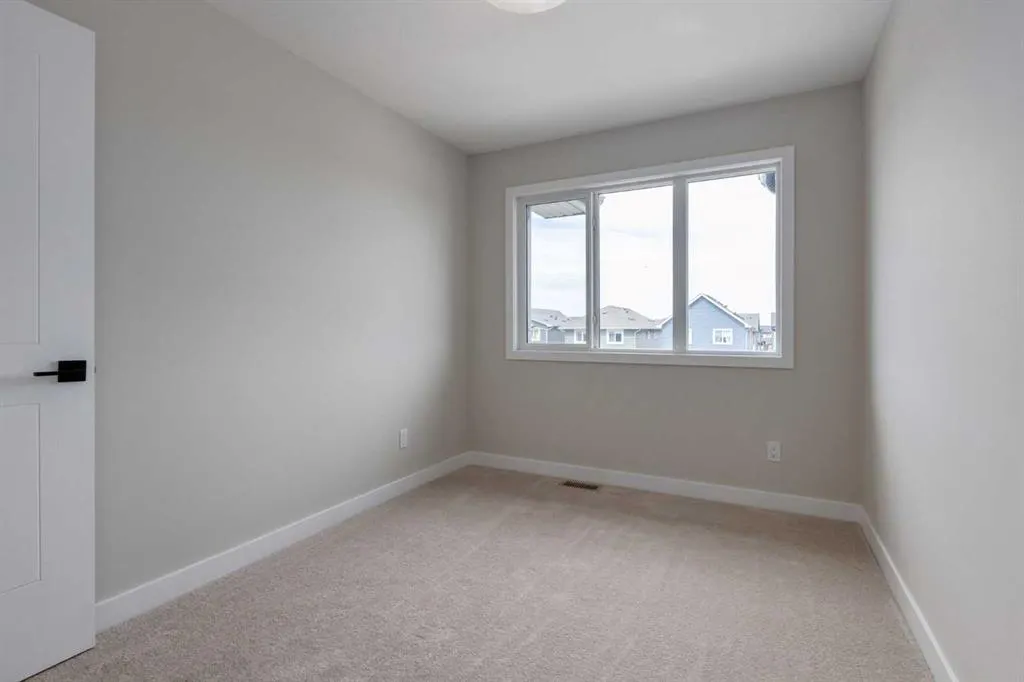 261 Cobblestone Gate