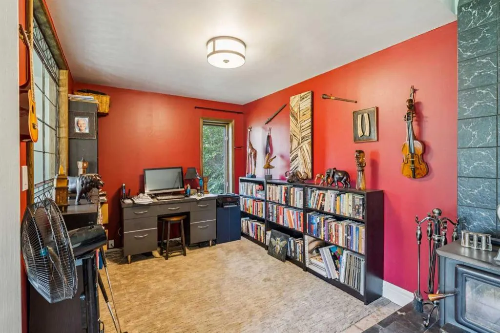 229306 Highway 762, #200