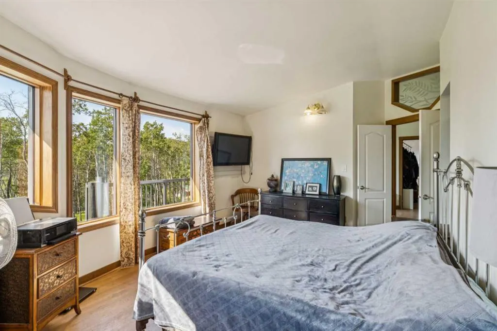 229306 Highway 762, #200