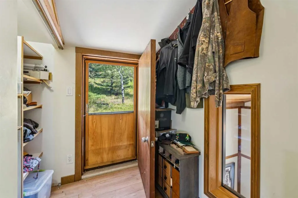 229306 Highway 762, #200