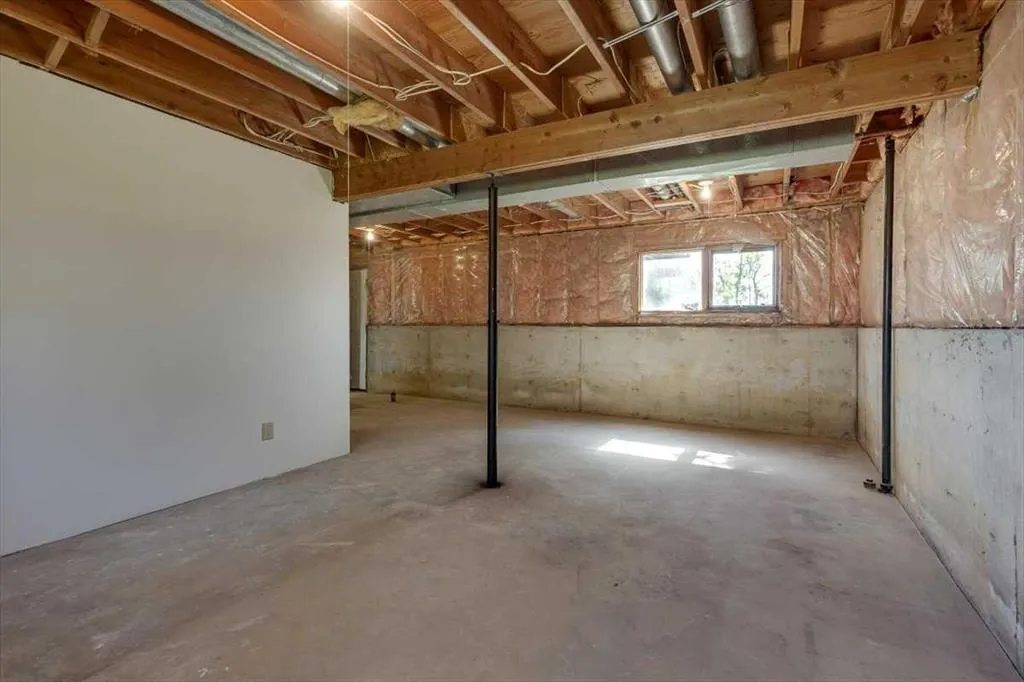 24407 Township Road 390