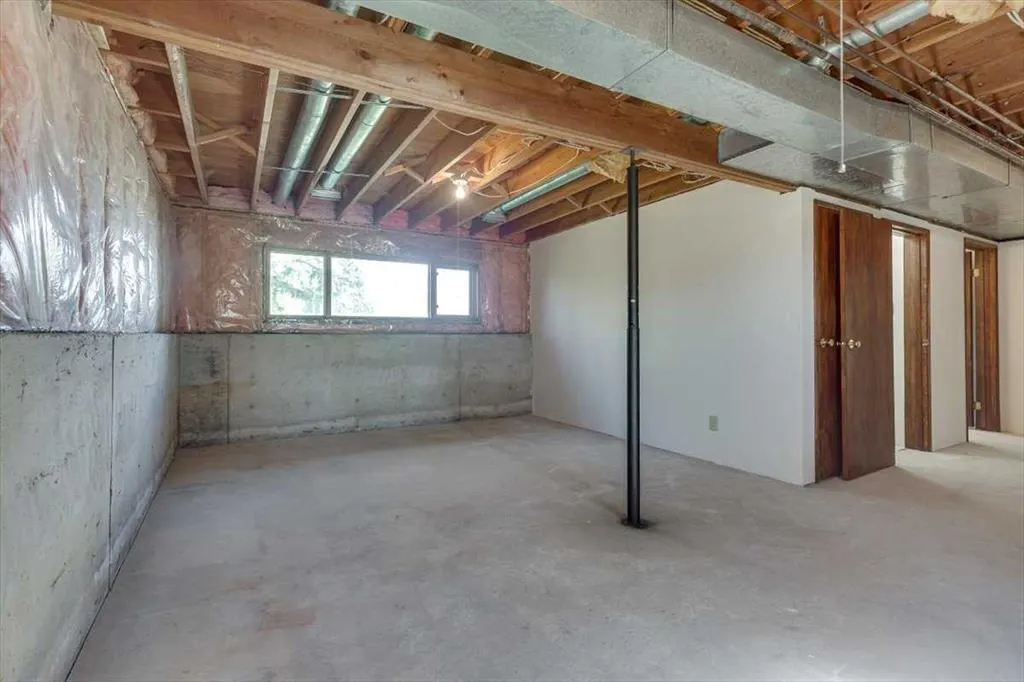 24407 Township Road 390