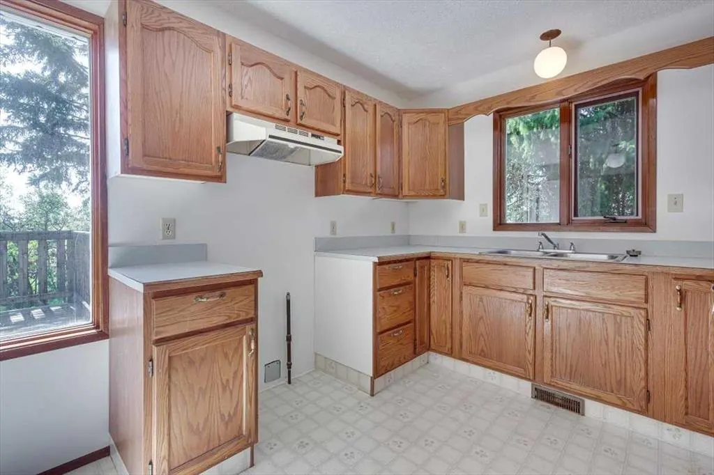 24407 Township Road 390