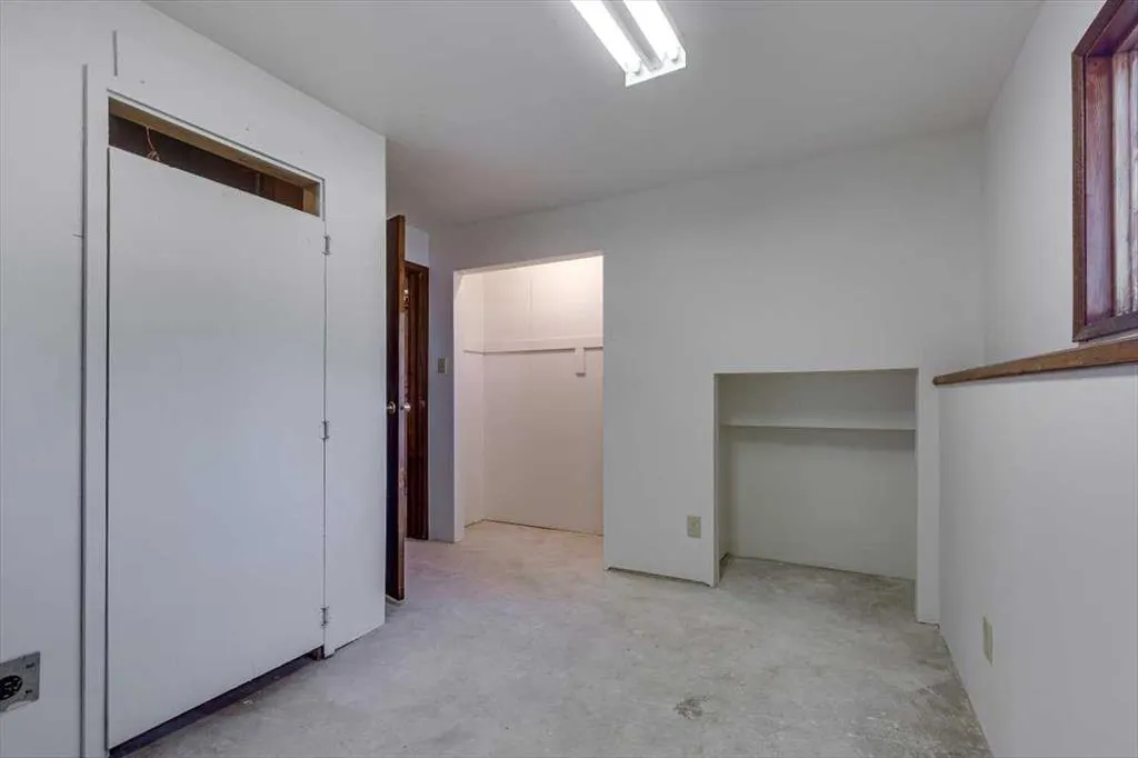 24407 Township Road 390