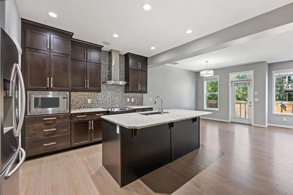 32 Cranarch Crescent SE
