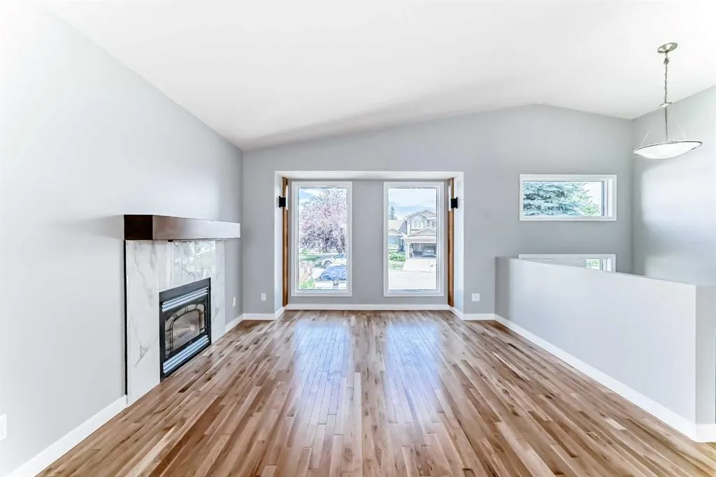 77 Shawfield Way SW