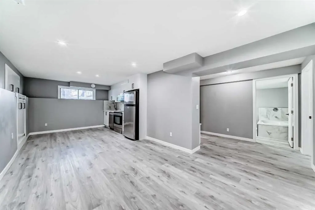 77 Shawfield Way SW