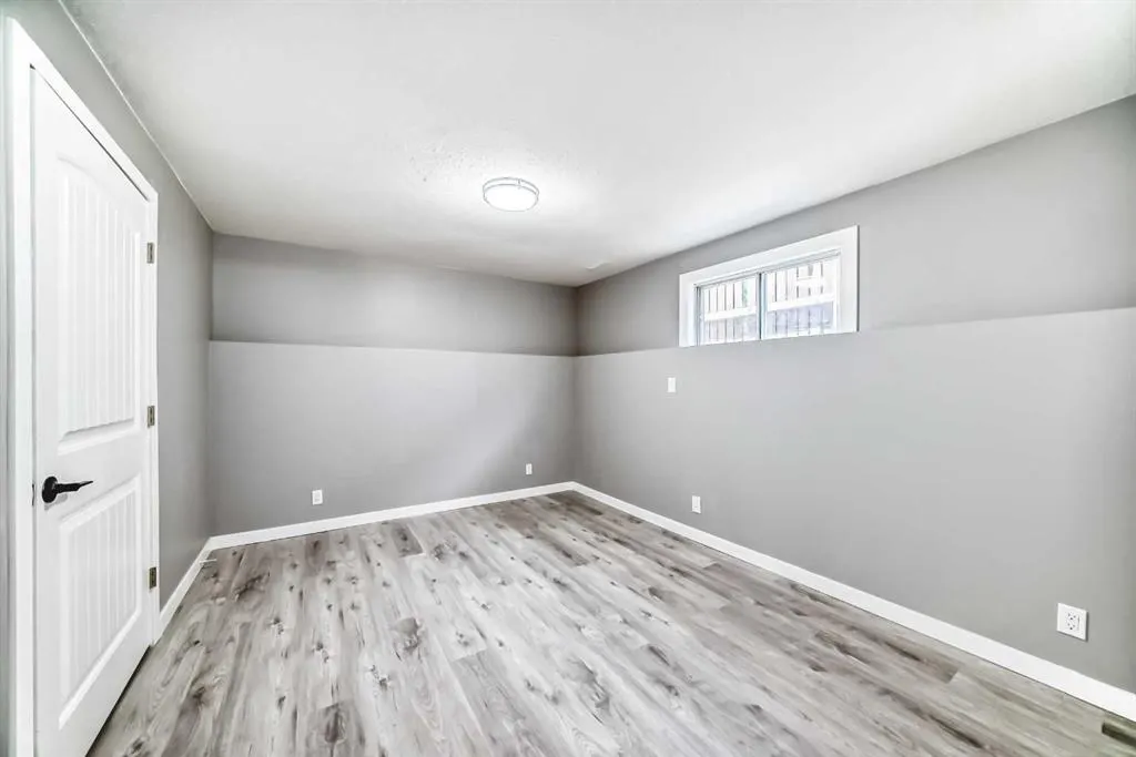77 Shawfield Way SW
