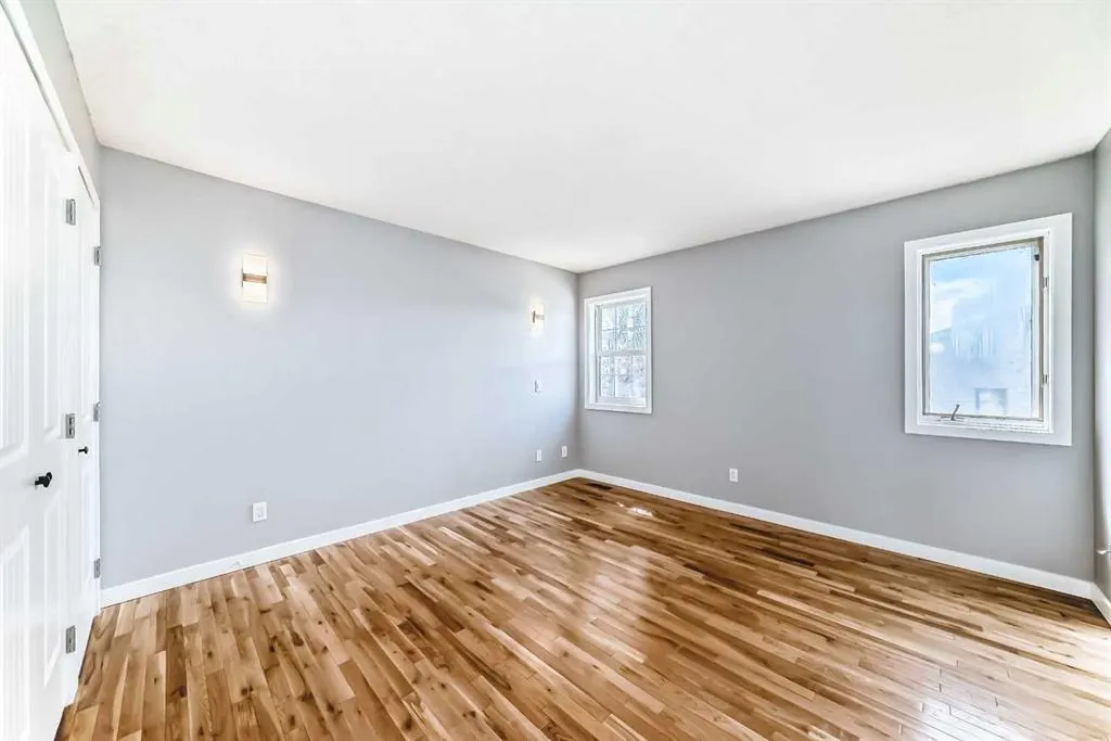 77 Shawfield Way SW