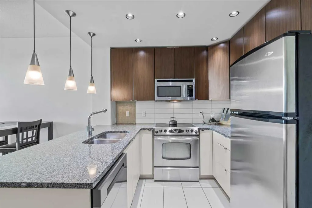 788 12 Avenue SW, #1304