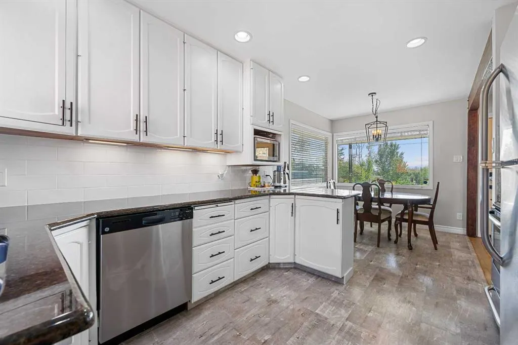 18 Cornell Place NW