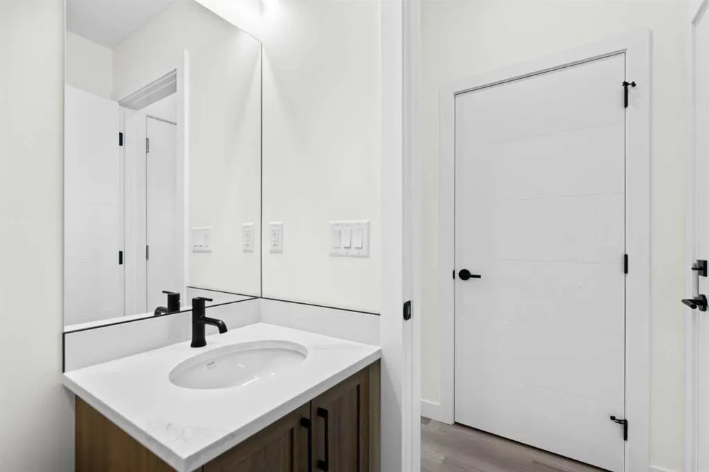 201 Cooperswood Green SW, #1004