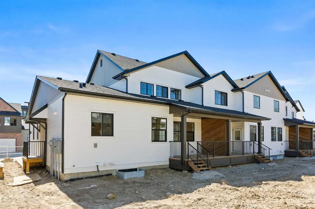 201 Cooperswood Green SW, #1004