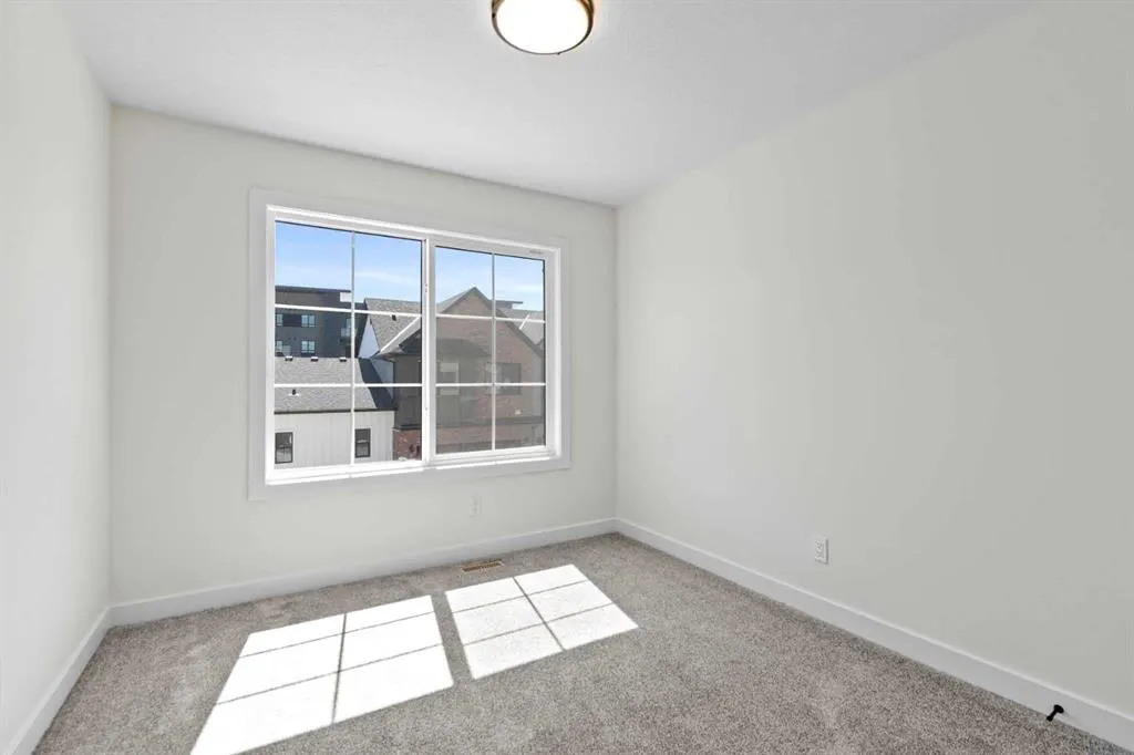 201 Cooperswood Green SW, #1004