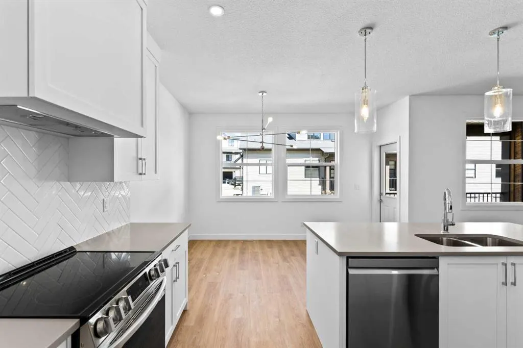 201 Cooperswood Green SW, #1003