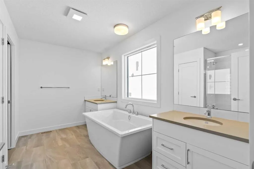 201 Cooperswood Green SW, #1003