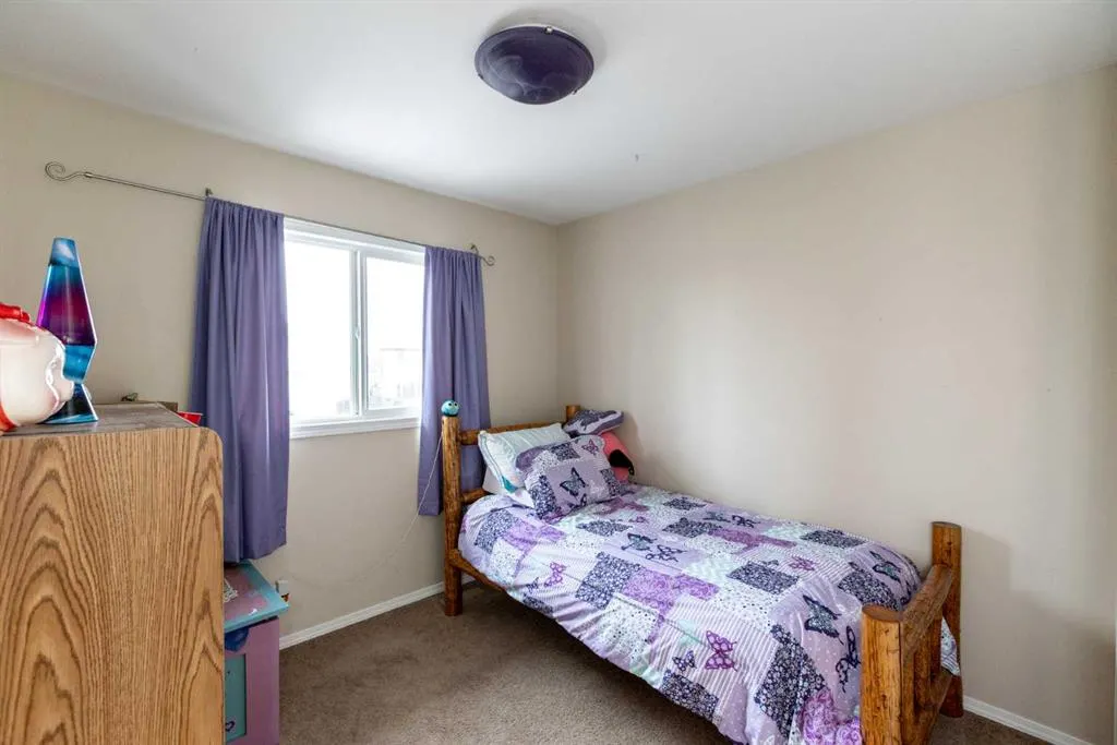 23 Lark Close