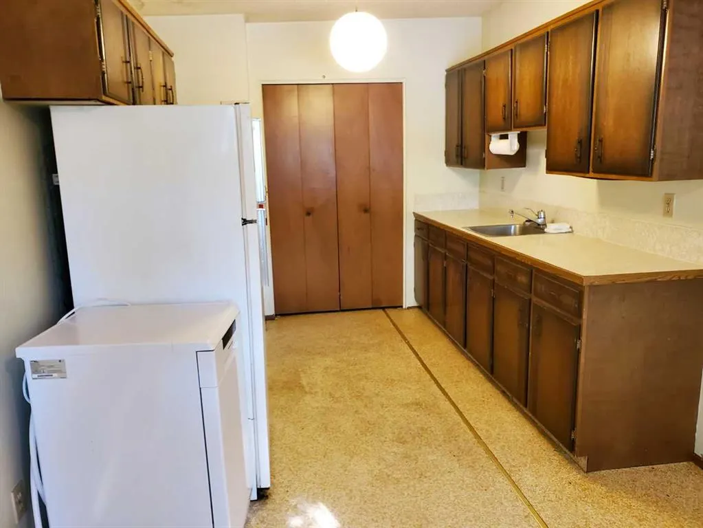 11248 6 Street SW, #1,2,3,4