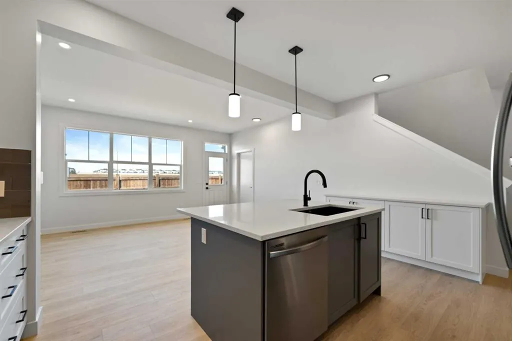 205 Homestead Terrace NE