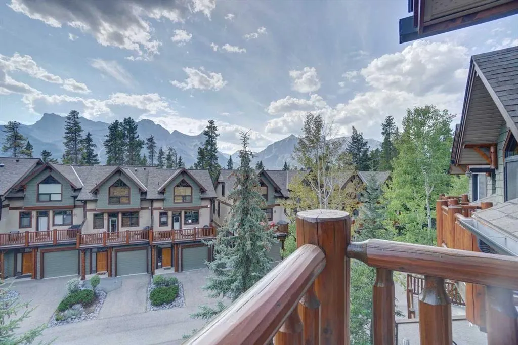 137 Wapiti Close, #27