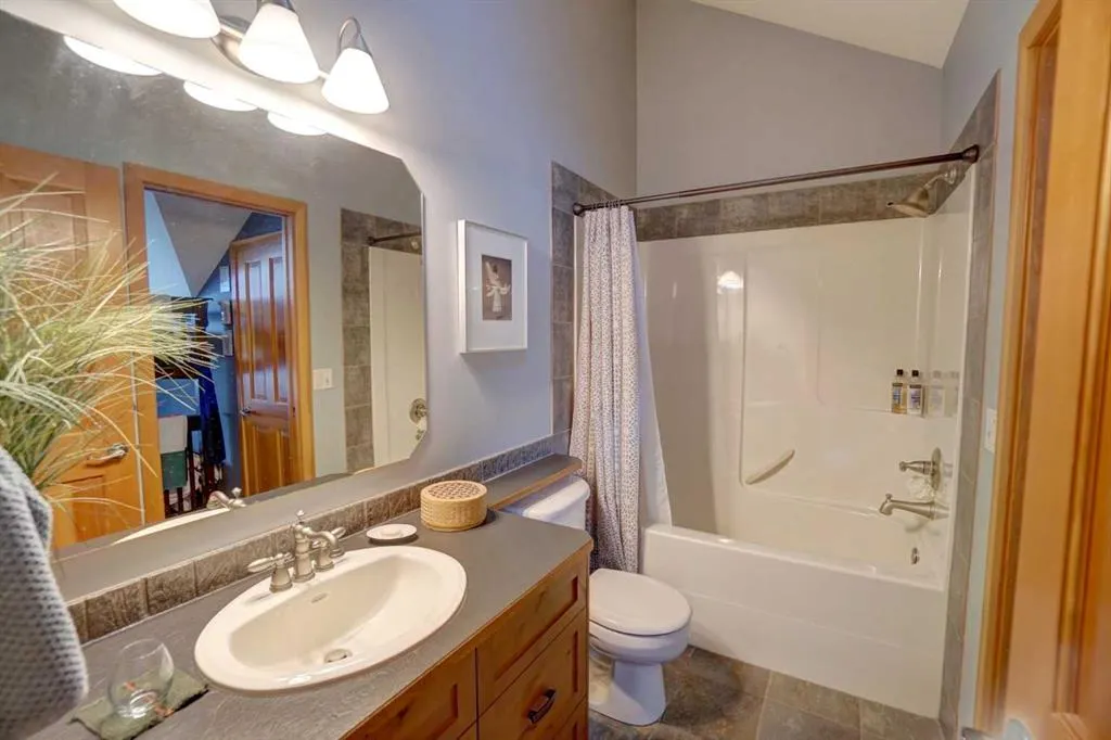 137 Wapiti Close, #27