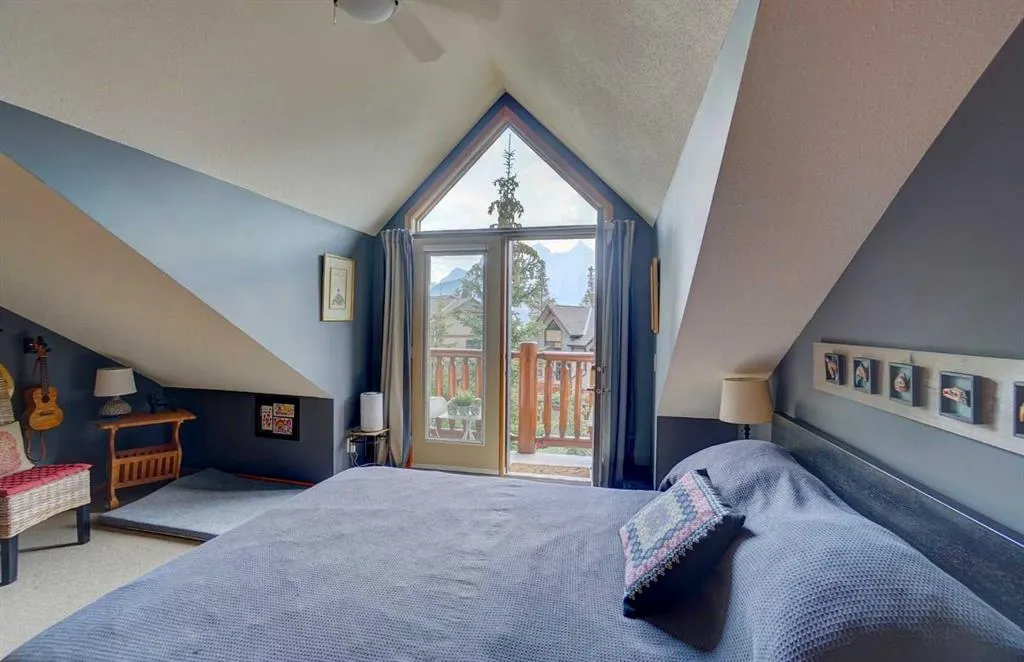 137 Wapiti Close, #27