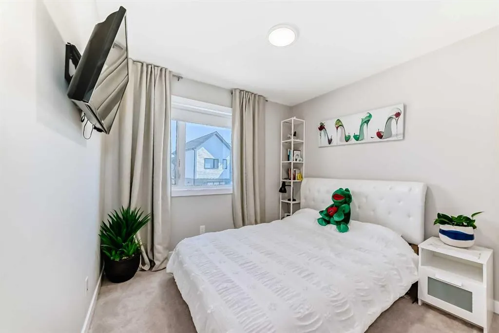 605 Evanston Link NW