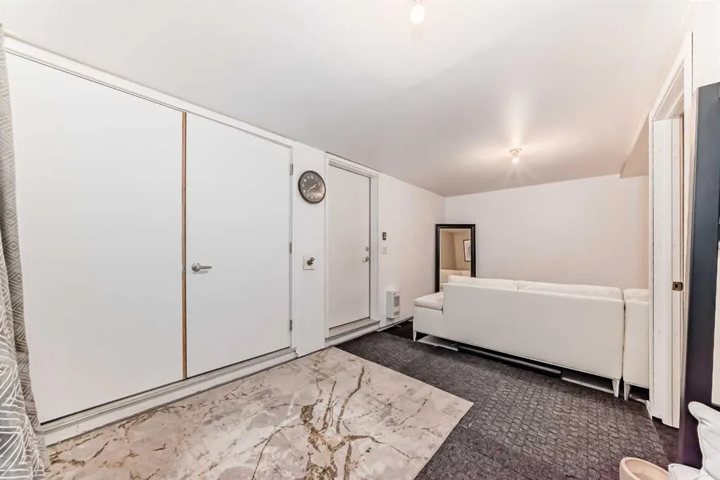 605 Evanston Link NW