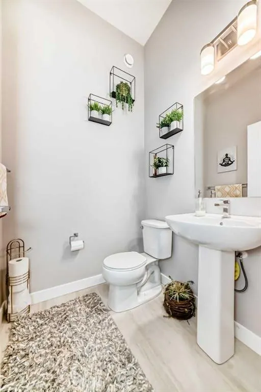 605 Evanston Link NW