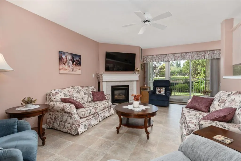 4625 50 Street, #101