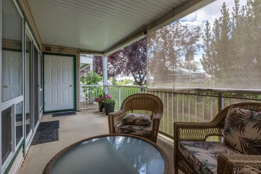4625 50 Street, #101