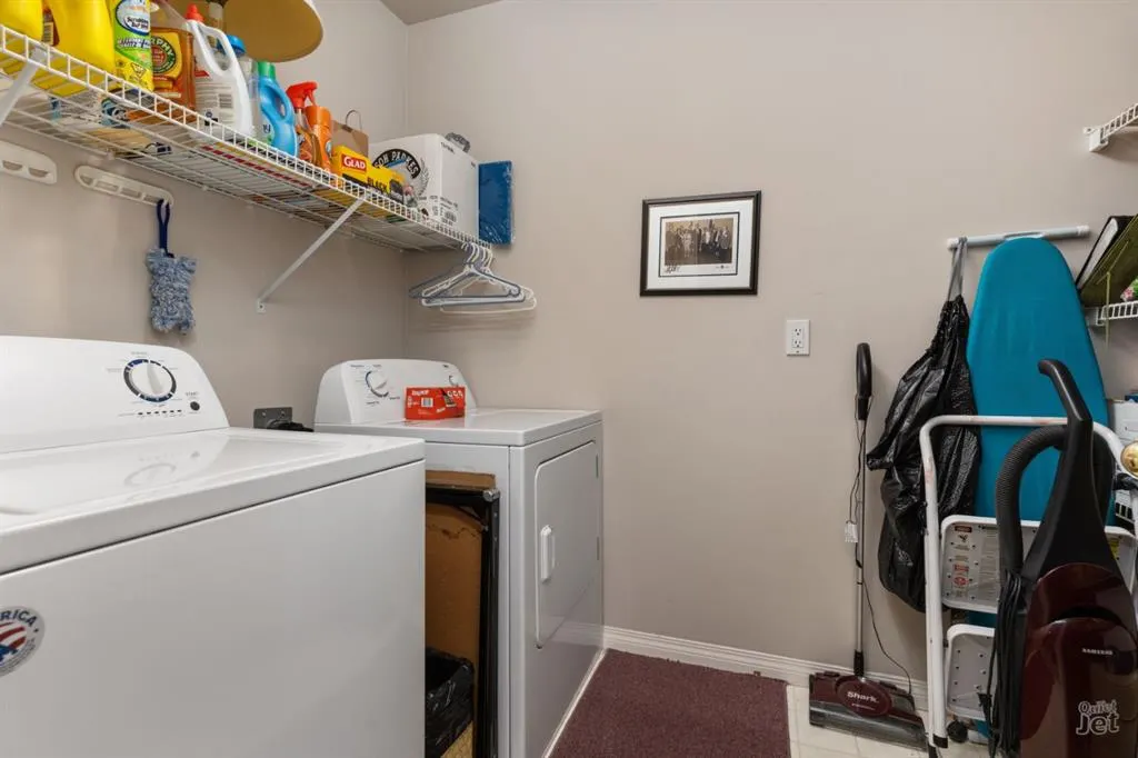4625 50 Street, #101
