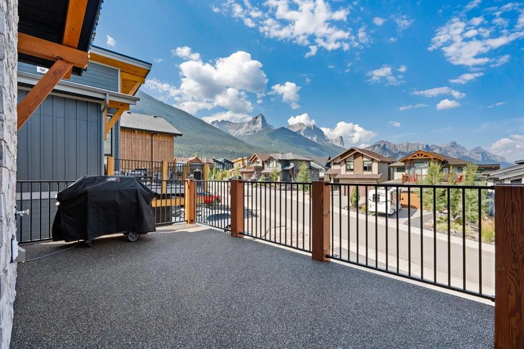 232 Stewart Creek Rise