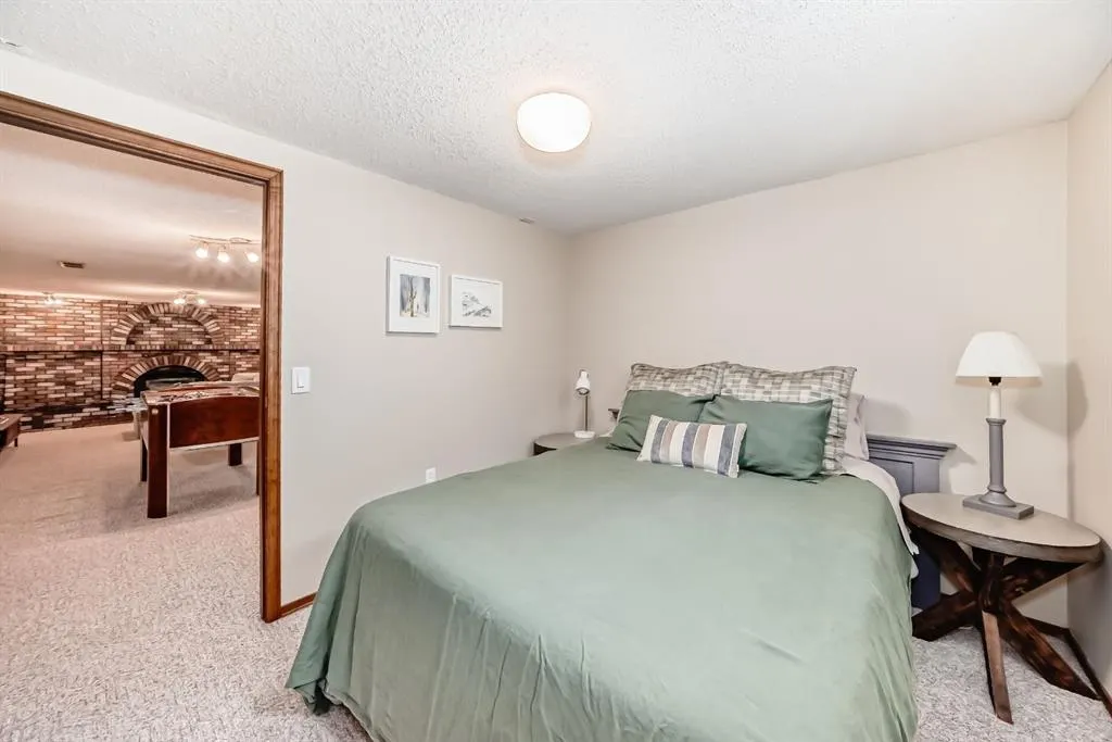 5556 Dalhart Hill NW