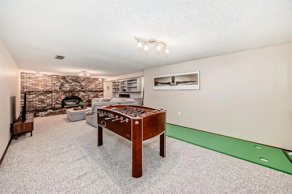 5556 Dalhart Hill NW
