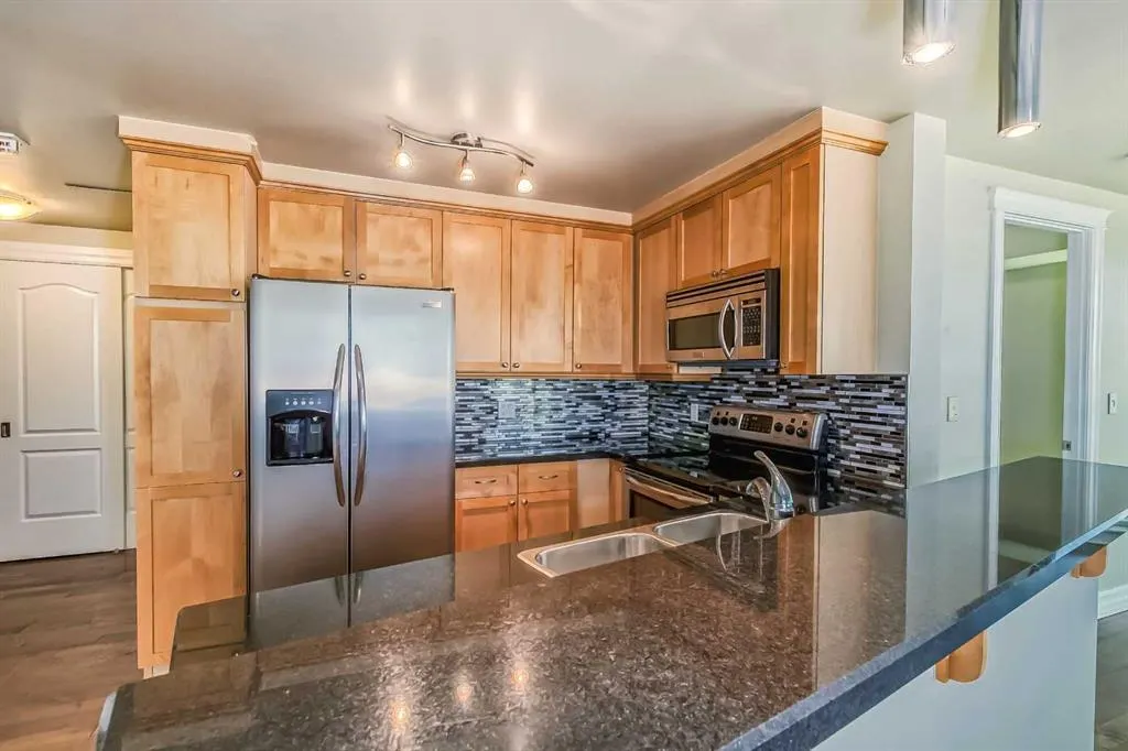 836 15 Avenue SW, #2205