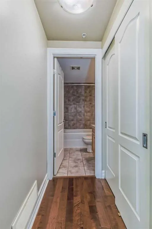 836 15 Avenue SW, #2205