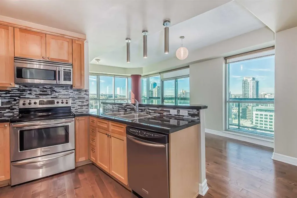 836 15 Avenue SW, #2205