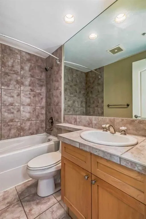 836 15 Avenue SW, #2205