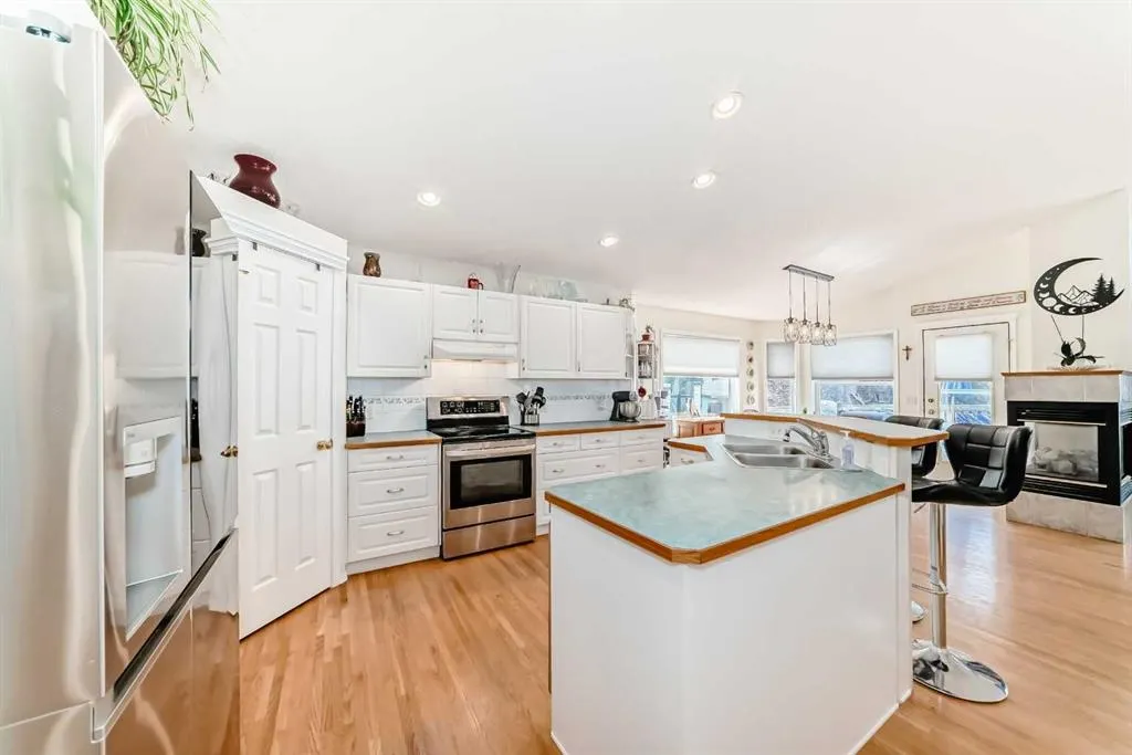 223 COVE Drive