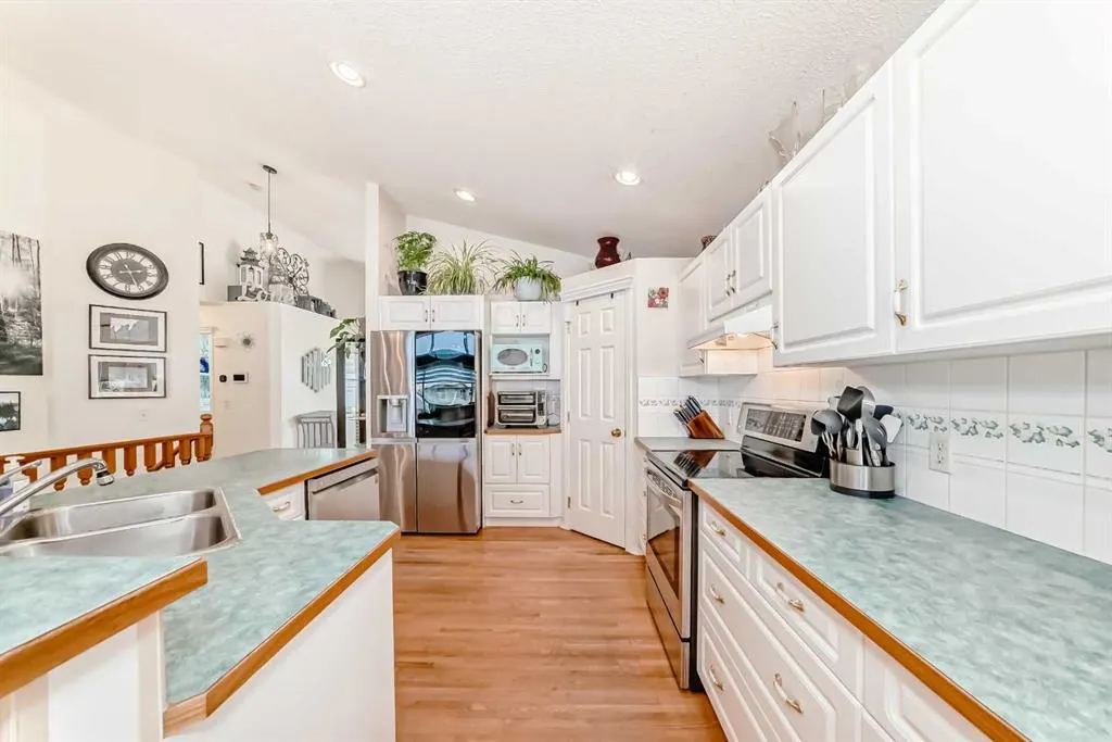 223 COVE Drive