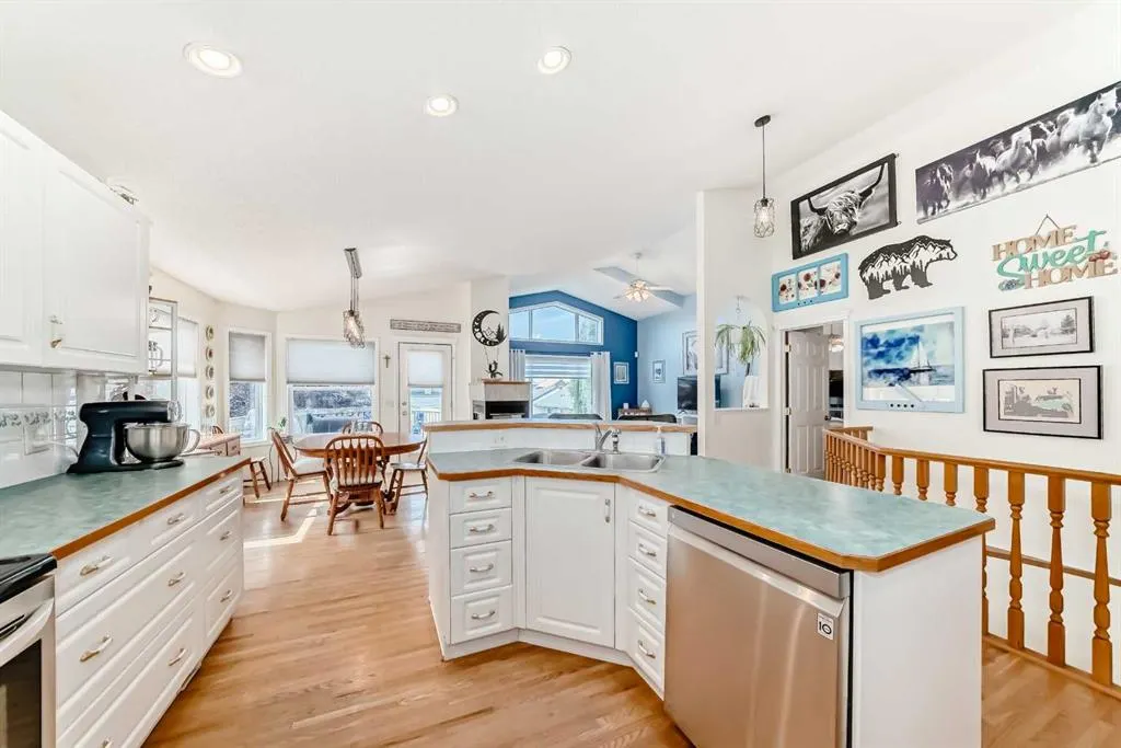 223 COVE Drive