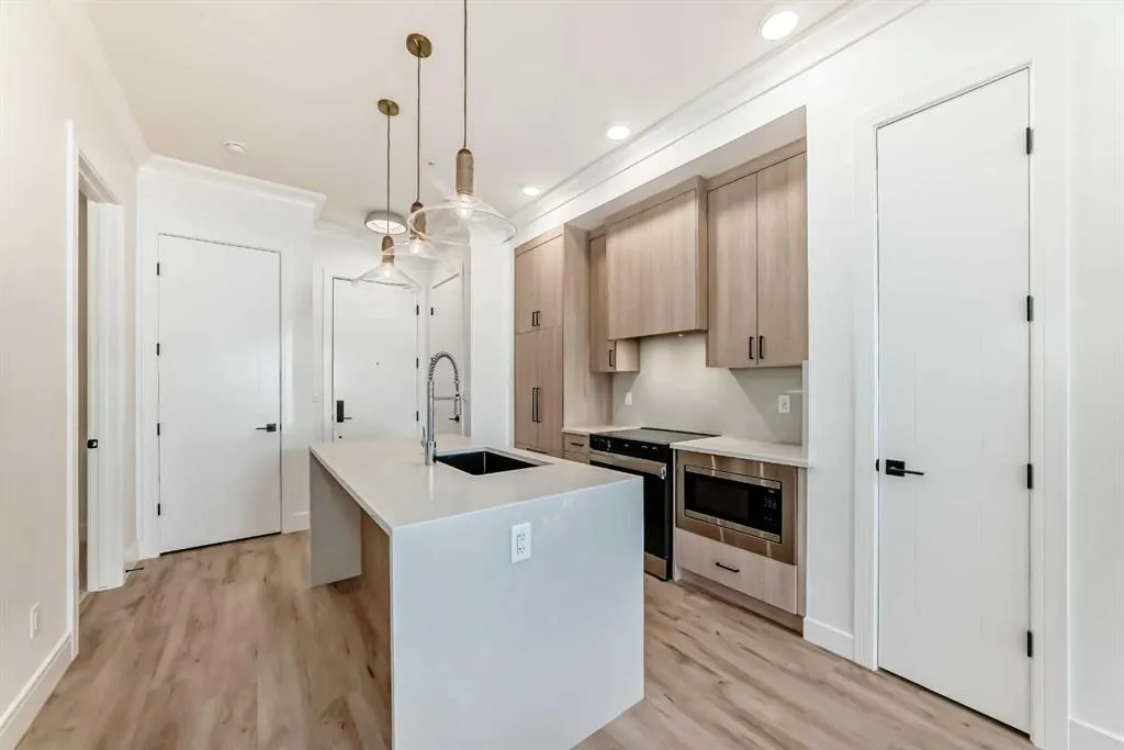 4270 Norford Avenue NW, #1116