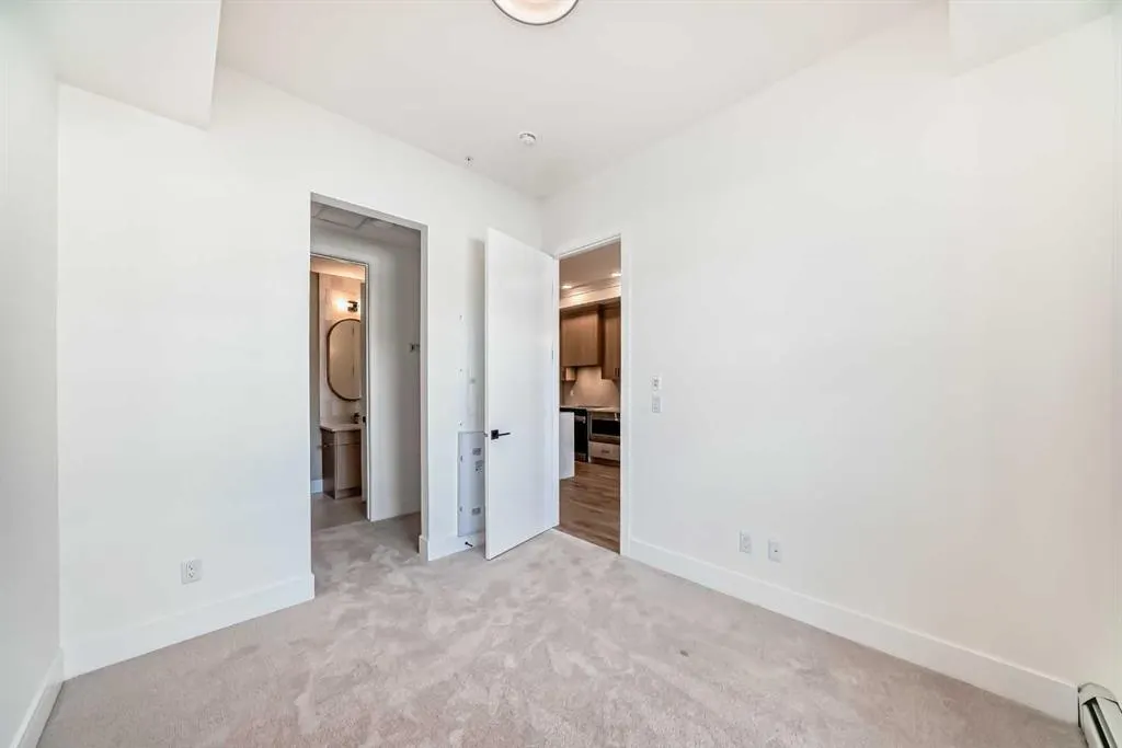 4270 Norford Avenue NW, #1116