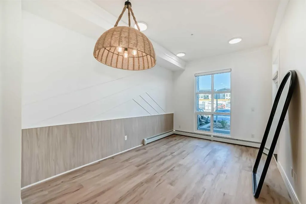4270 Norford Avenue NW, #1116