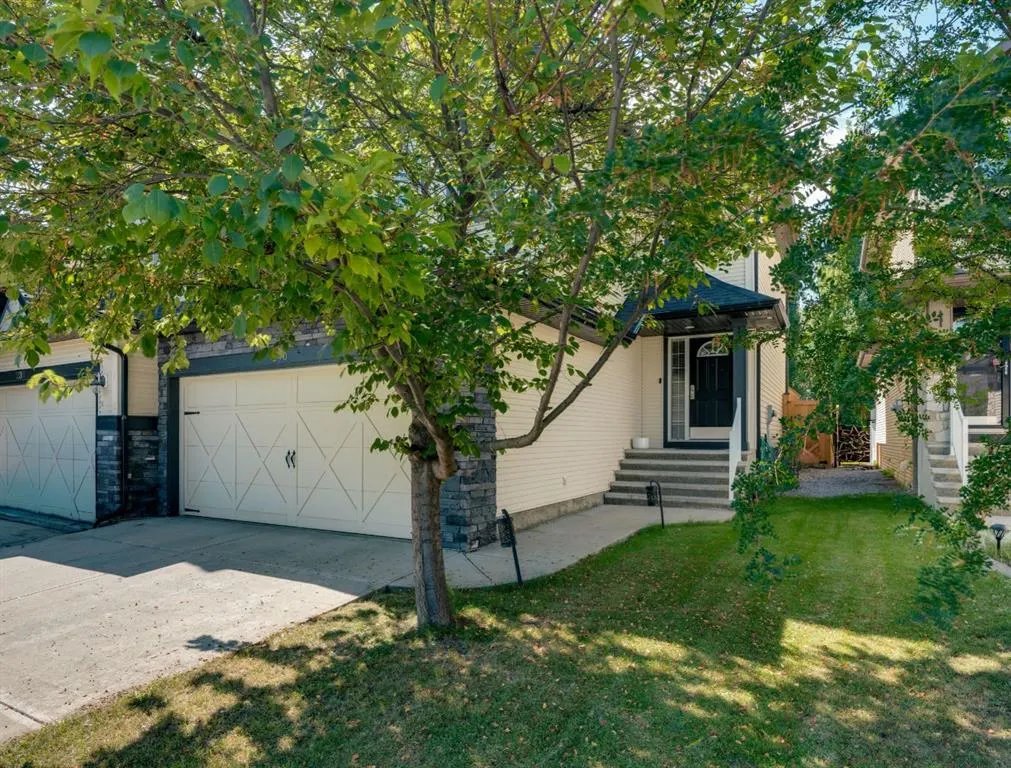 240 Silverado Range Heights SW